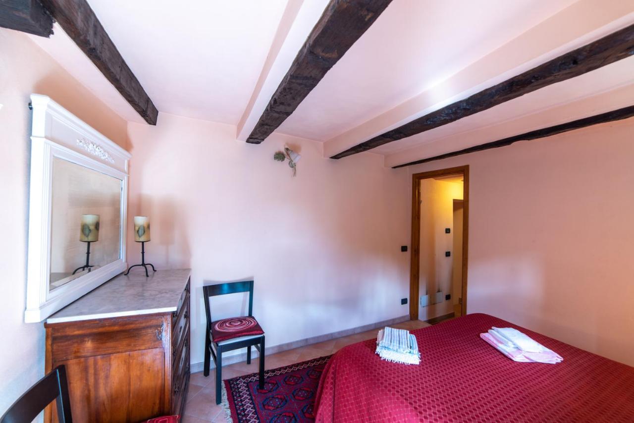 Agriturismo Castel Dho Villa Castel Vittorio Luaran gambar